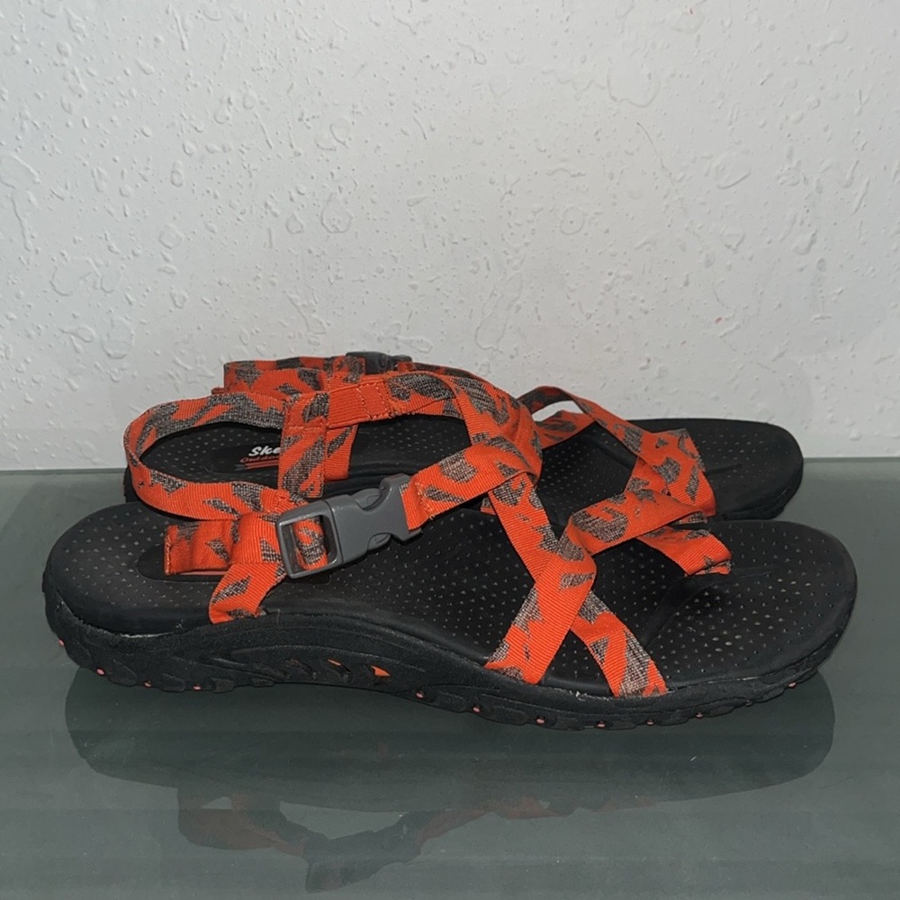 Skechers strappy comfort sandals - Picture 8 of 8
